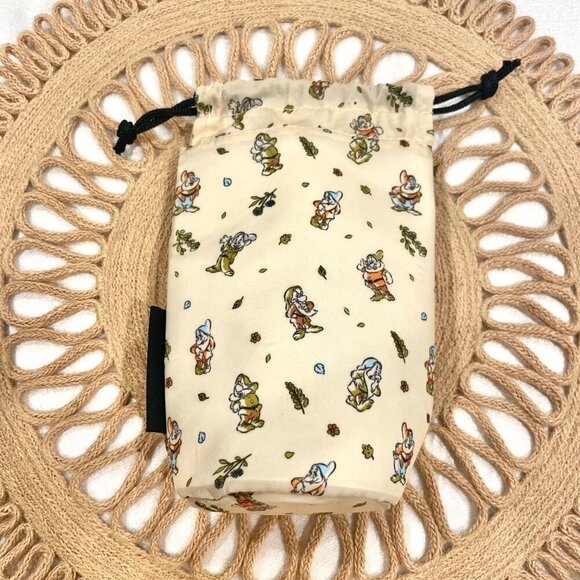 Petunia Pickle Bottom Disney Snow White's Enchanted Forest Cooler Bottle Bag - Picture 3 of 6